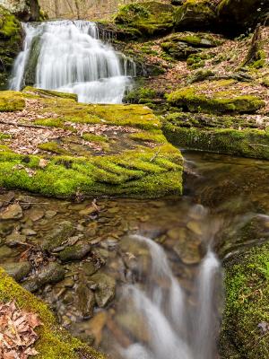 Kelly Hollow Double Falls