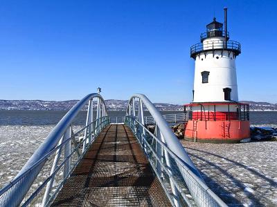 Sleepy Hollow Lighthouse & Gangway