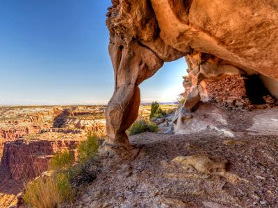 Aztec Butte Alcove and Grainery Ruins