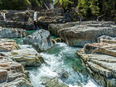 Myra Falls Limestone Cliffs and Boulders