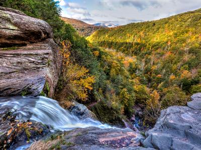 Kaaterskill Falls Ledge Overlook in Autumn