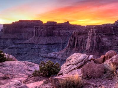 Shafer Canyon Sunrise Panorama (Click for full width)