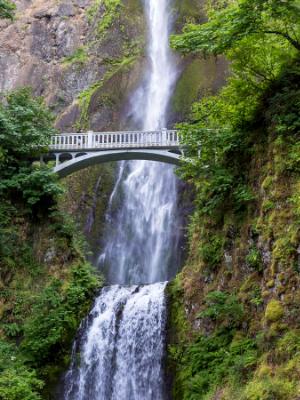 Bridge over Multnomah Falls