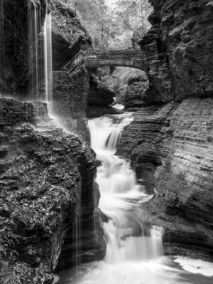 Rainbow Falls at Watkins Glen B&W