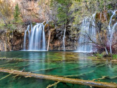 Lush Colorado Paradise at Hanging Lake