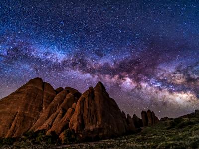 Arches Fins & Epic Milky Way