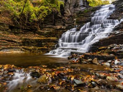 Giant's Staircase Waterfall and Pool