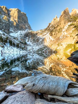 Emerald lake Driftwood