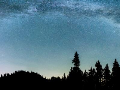 Milky Way over Hurricane Ridge (Click for full width)