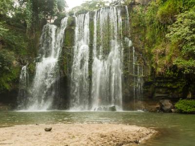 Llanos de Cortés Waterfall and Beach