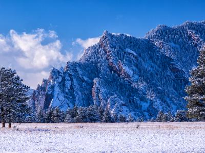 Flatiron Frosty Peaks